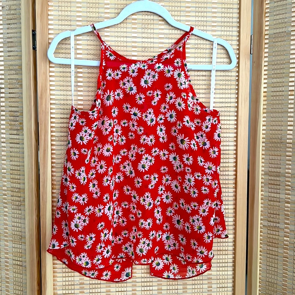 Floral summer top sleeveless